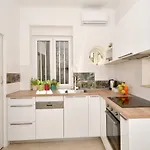 Zagrebacka 13