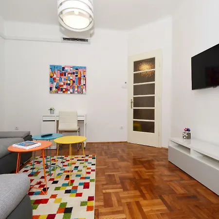 Zagrebacka 13 ספליט